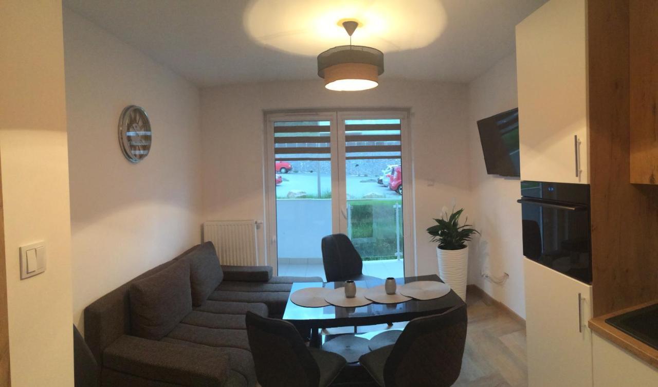 Apartament Happy View Apartment Jelenia Gora Ngoại thất bức ảnh